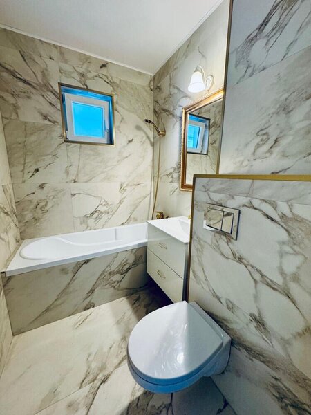 Titan Piata Minis vanzare ap. 3 camere